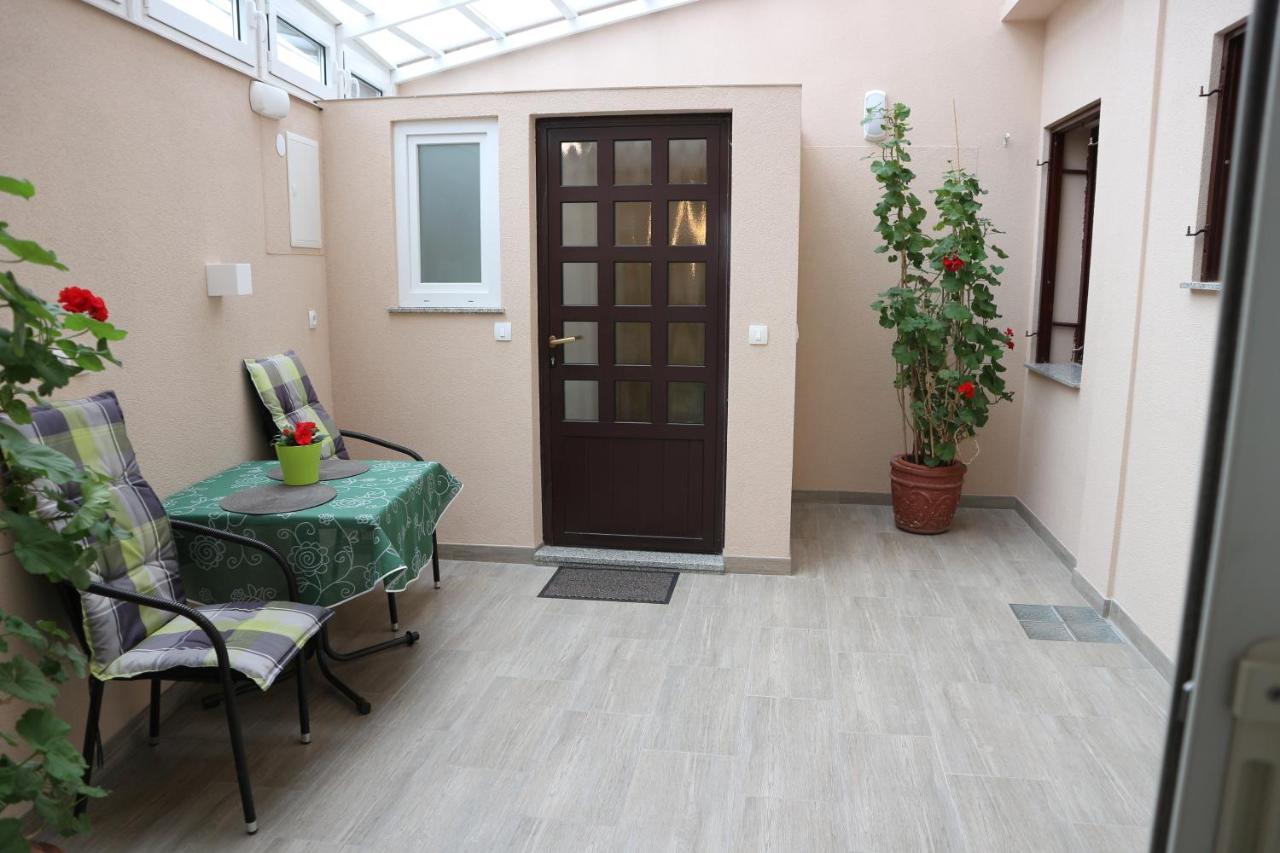 Apartments Komel Abbázia Kültér fotó