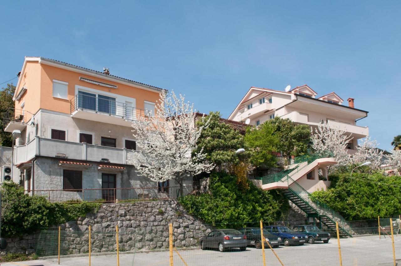 Apartments Komel Abbázia Kültér fotó